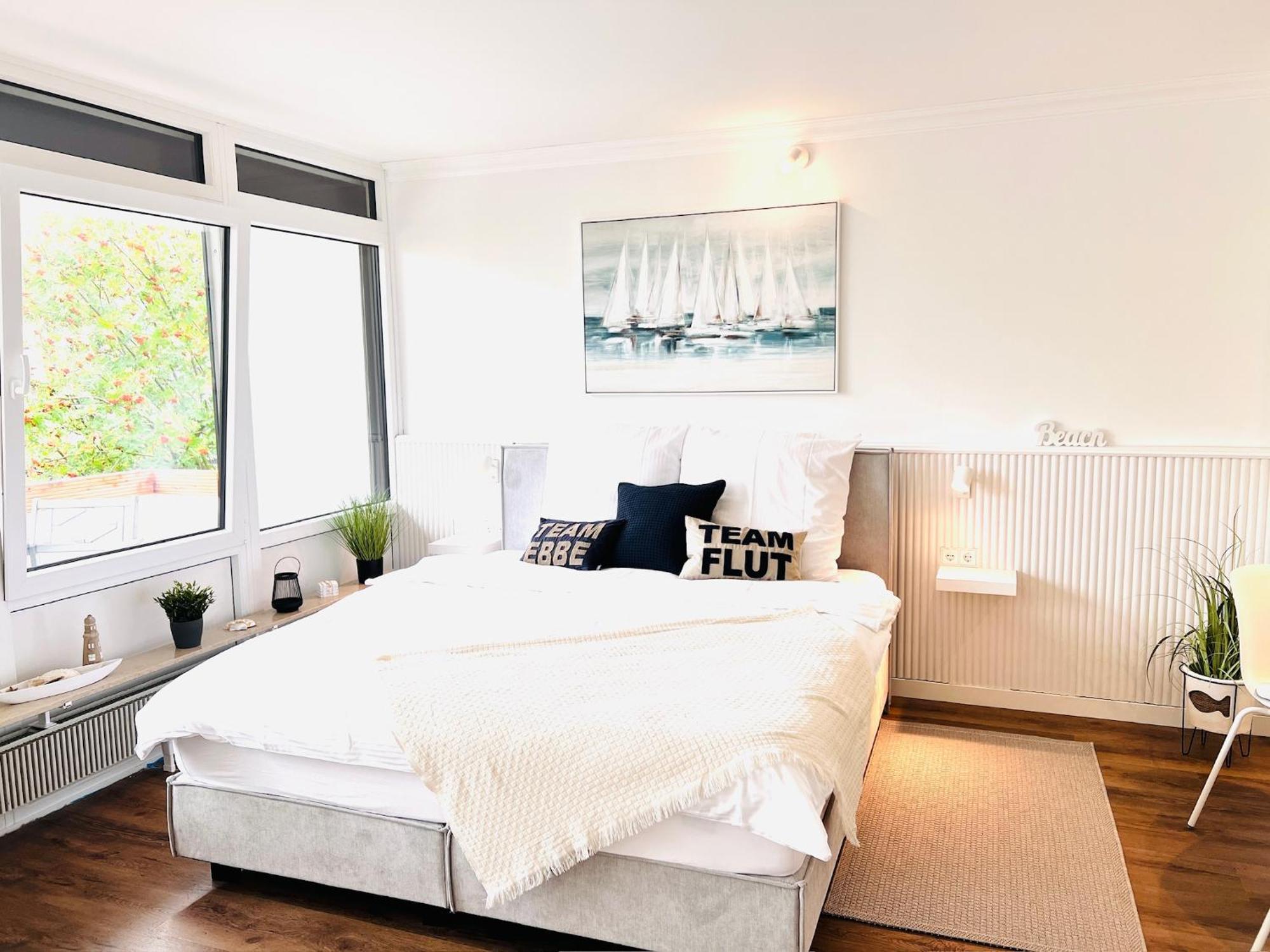 Neu - Frisch Renoviertes Ferienapartment "Waterkant" บือซุม ภายนอก รูปภาพ