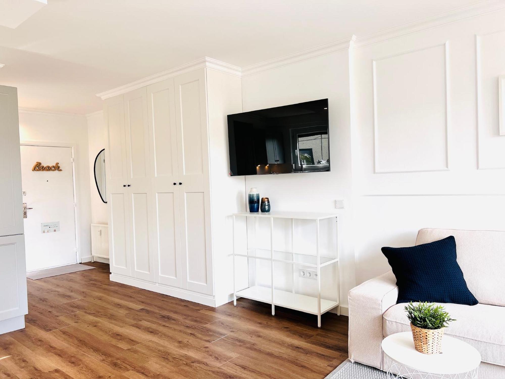 Neu - Frisch Renoviertes Ferienapartment "Waterkant" บือซุม ภายนอก รูปภาพ