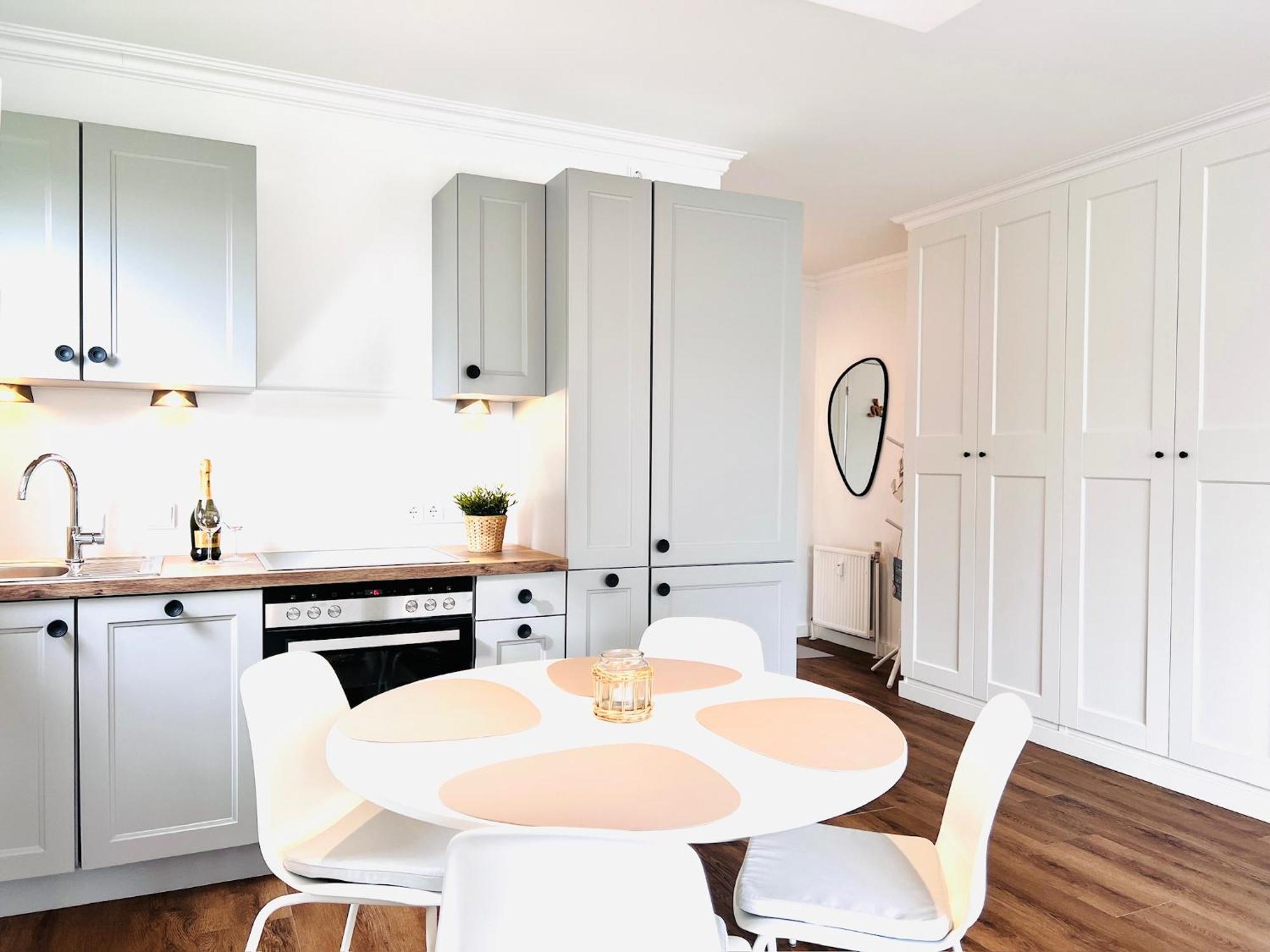 Neu - Frisch Renoviertes Ferienapartment "Waterkant" บือซุม ภายนอก รูปภาพ